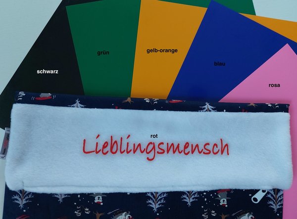 personalisierbares Weihnachts-Zirbenholzkissen / Kinderzirbenkissen mit Inlett, "Pinguine im Schnee"